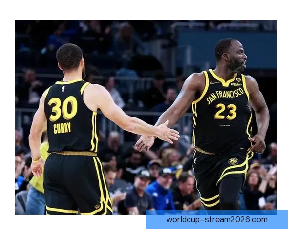 勇士迎利好库里训练强度提升接近合练回归穆迪恢复顺利下周复查在即